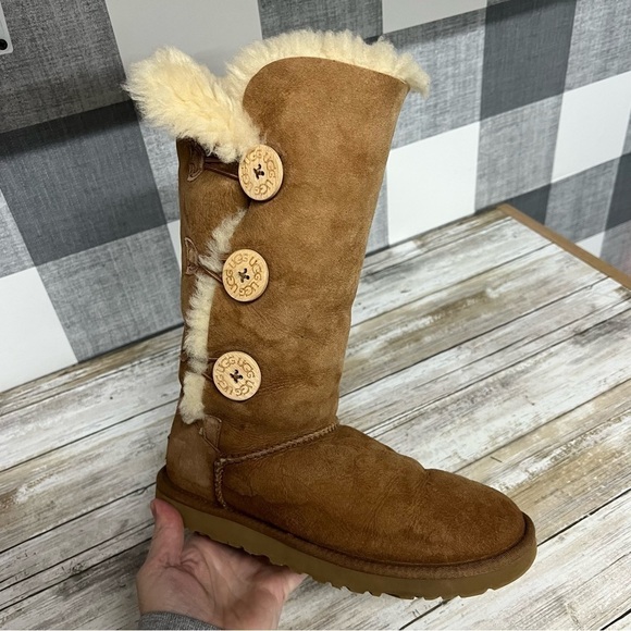 UGG Bailey Button Triplet Shearling Tall Boot - Picture 2 of 16